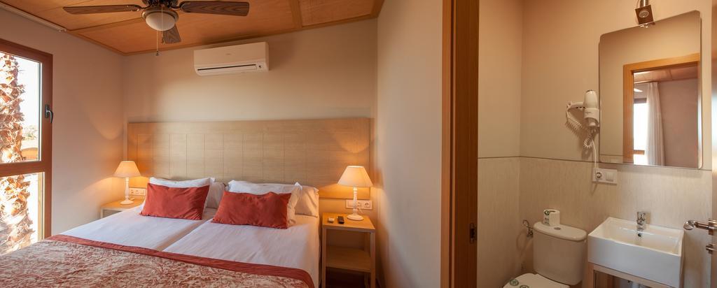 Bungalow con 3 Camere da Letto (3 Adulti) - Accesso al Parco Terra Natura